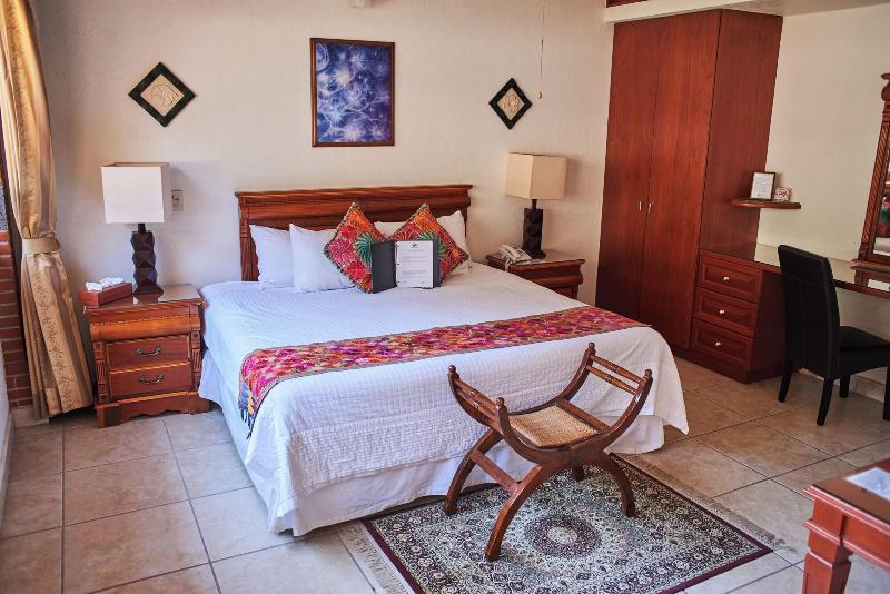 La Buena Vibra Retreat And Spa Hotel image