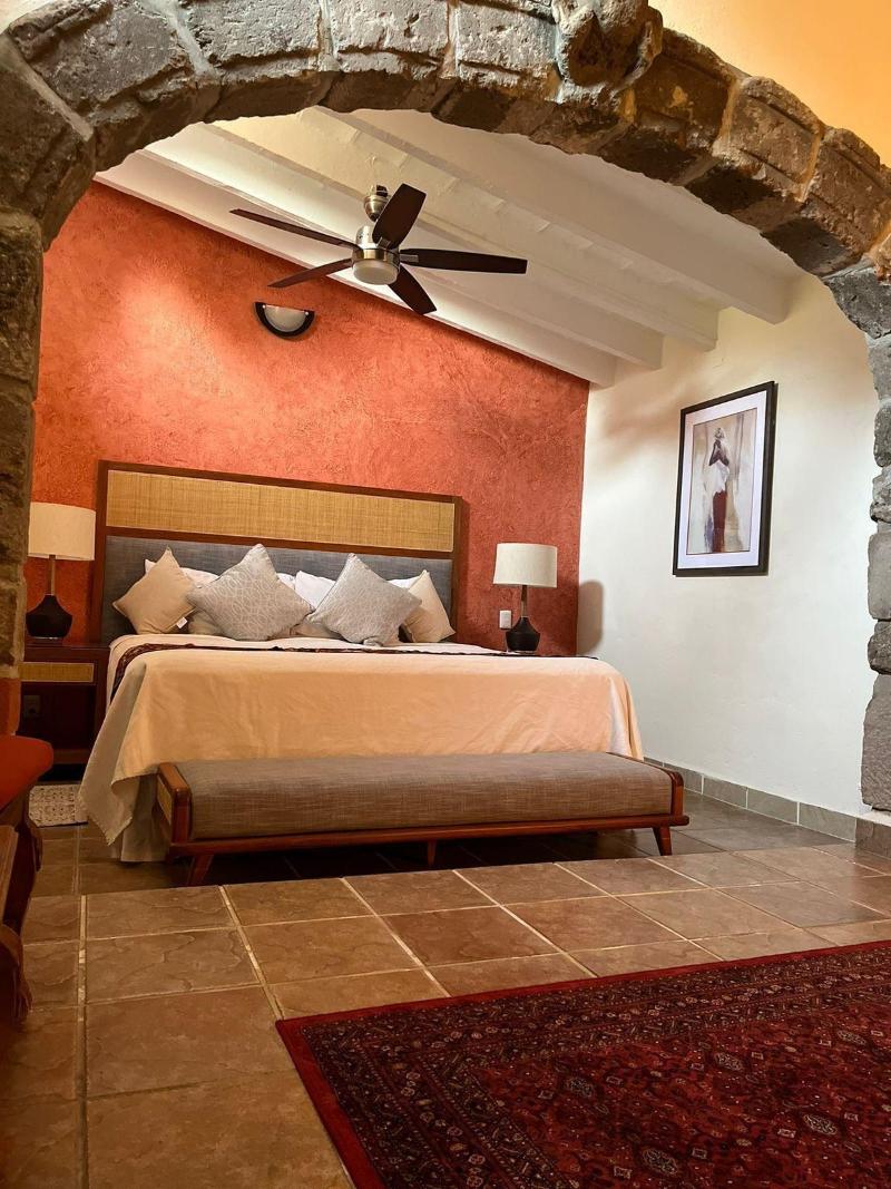 La Buena Vibra Retreat And Spa Hotel image