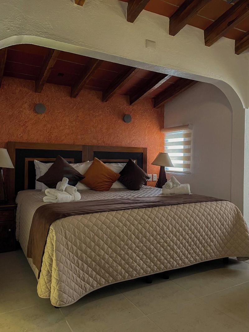 La Buena Vibra Retreat And Spa Hotel image