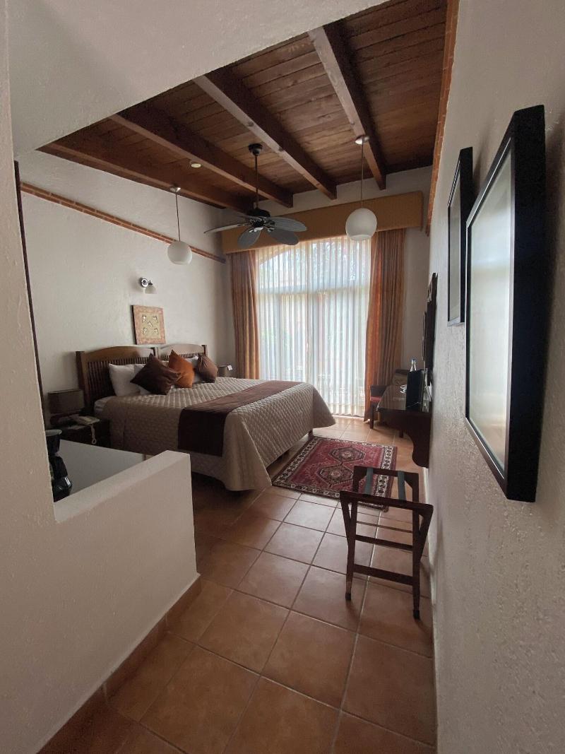 La Buena Vibra Retreat And Spa Hotel image