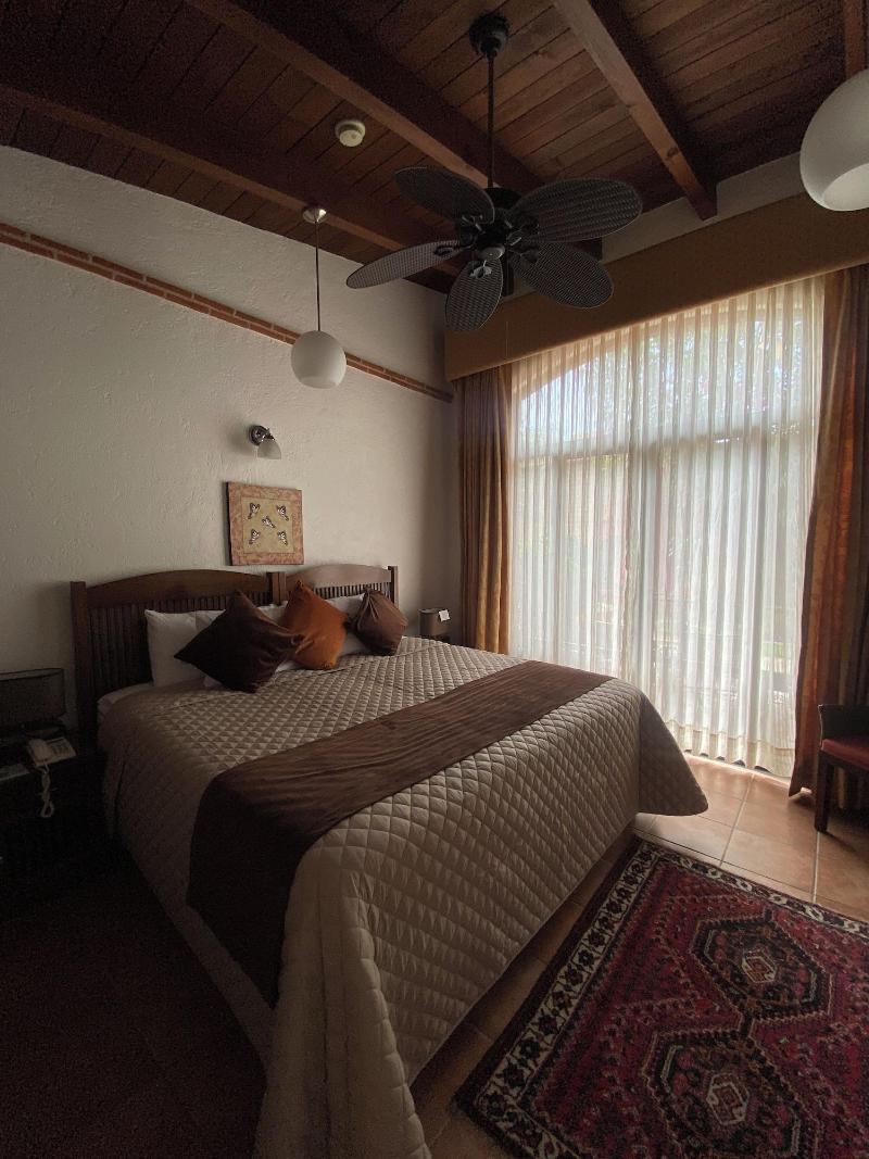 La Buena Vibra Retreat And Spa Hotel image