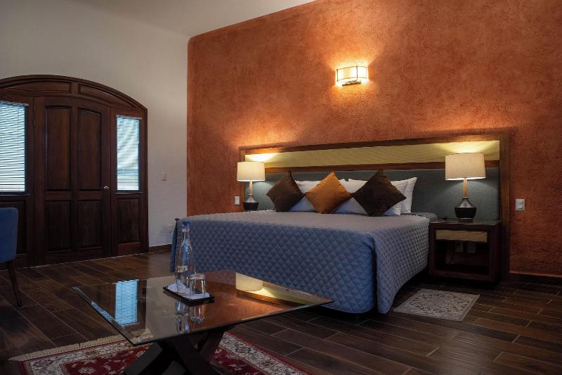 La Buena Vibra Retreat And Spa Hotel image