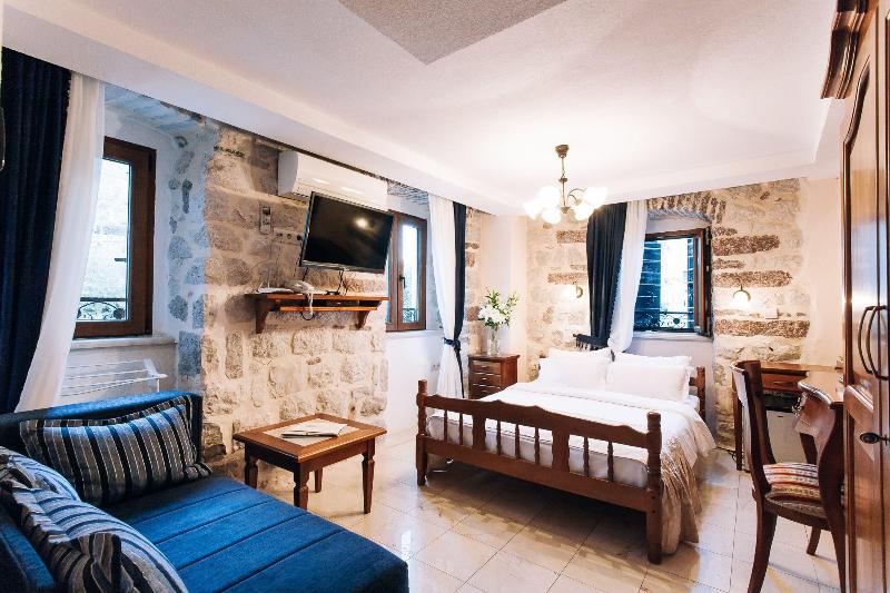 Galathea Hotel image