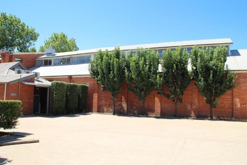 The Houston — exterior view