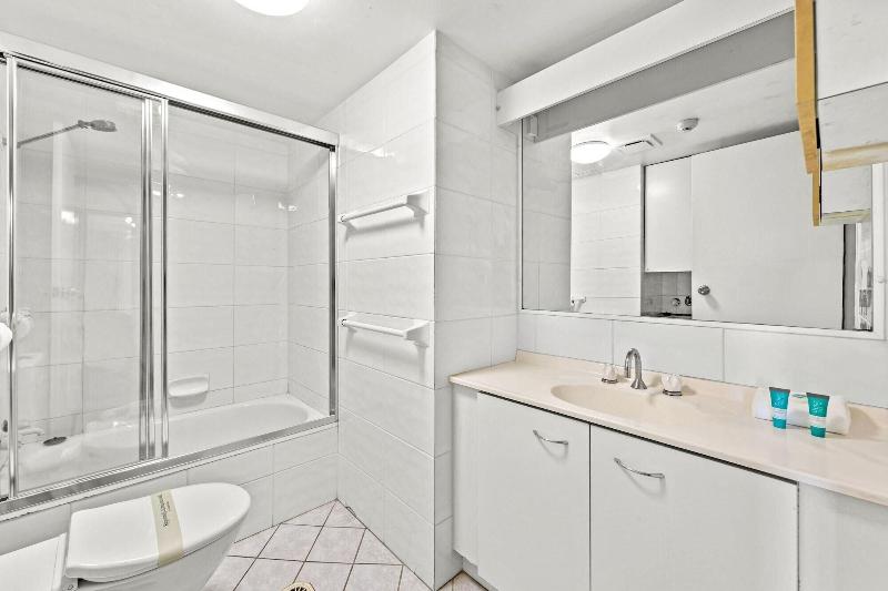 Burleigh Beach Tower image