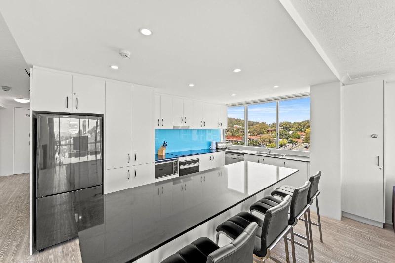 Burleigh Beach Tower image