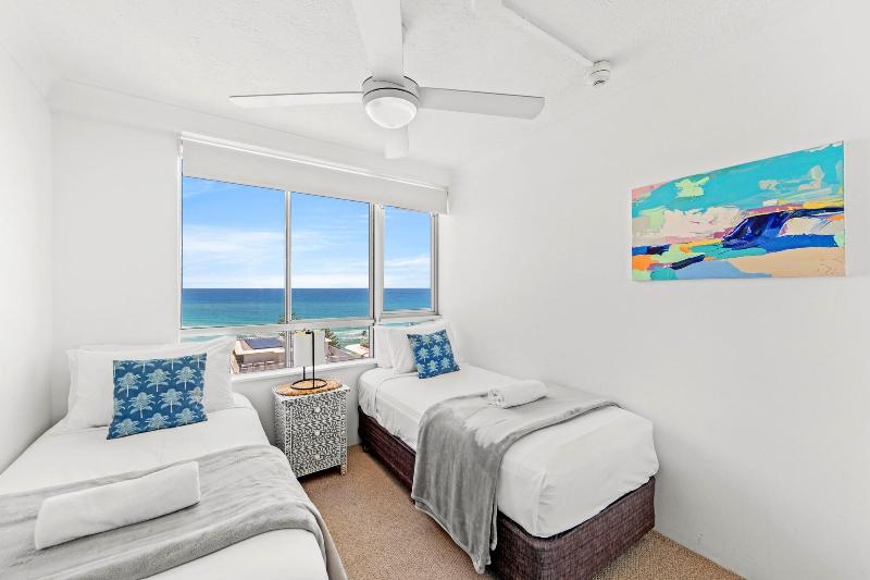Burleigh Beach Tower image