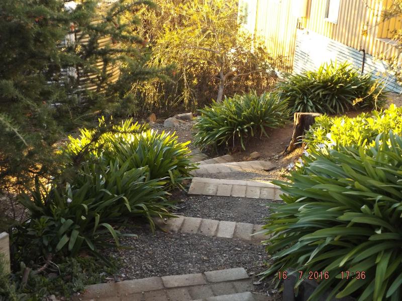 Burnt Creek Cottages Mansfield image