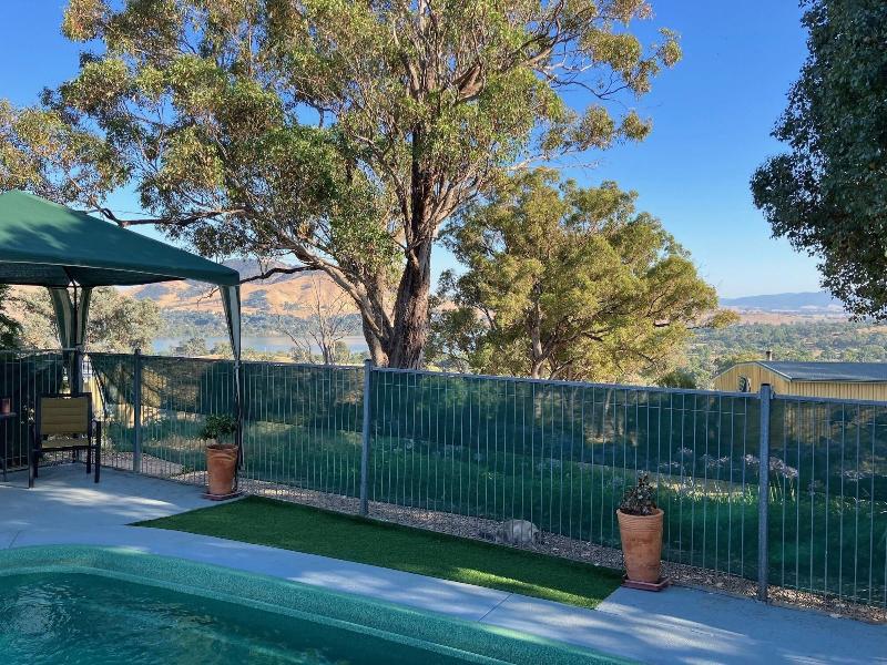 Burnt Creek Cottages Mansfield image