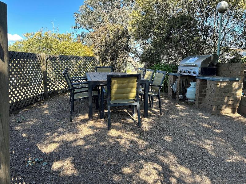 Burnt Creek Cottages Mansfield image