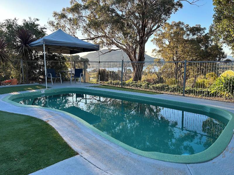 Burnt Creek Cottages Mansfield image