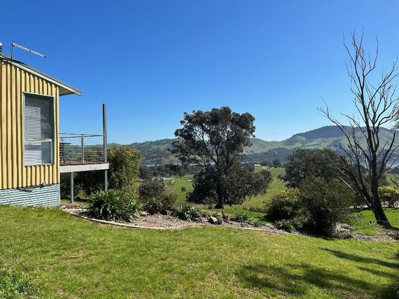 Burnt Creek Cottages Mansfield image