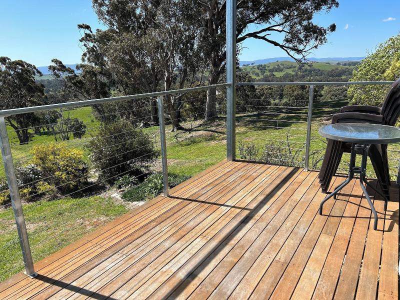Burnt Creek Cottages Mansfield image