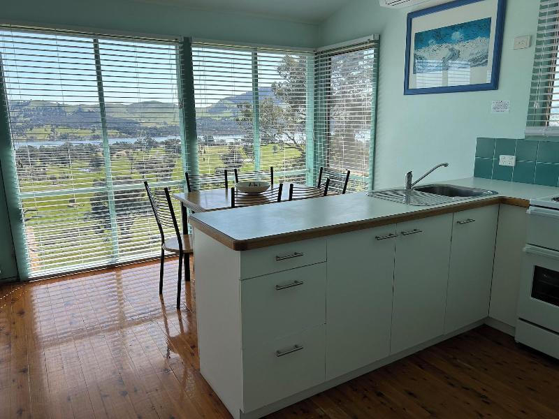 Burnt Creek Cottages Mansfield image