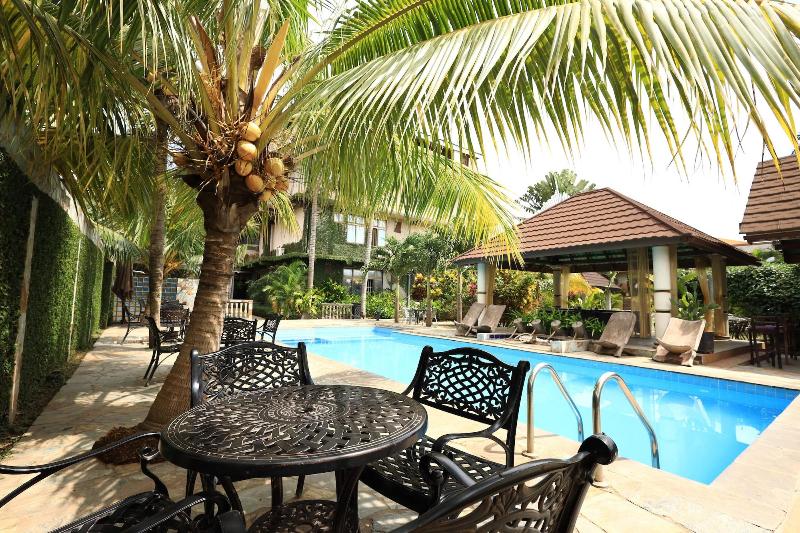 Sweet Garden Hotel image