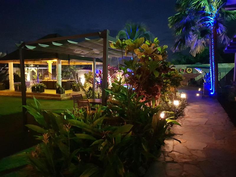 Sweet Garden Hotel image