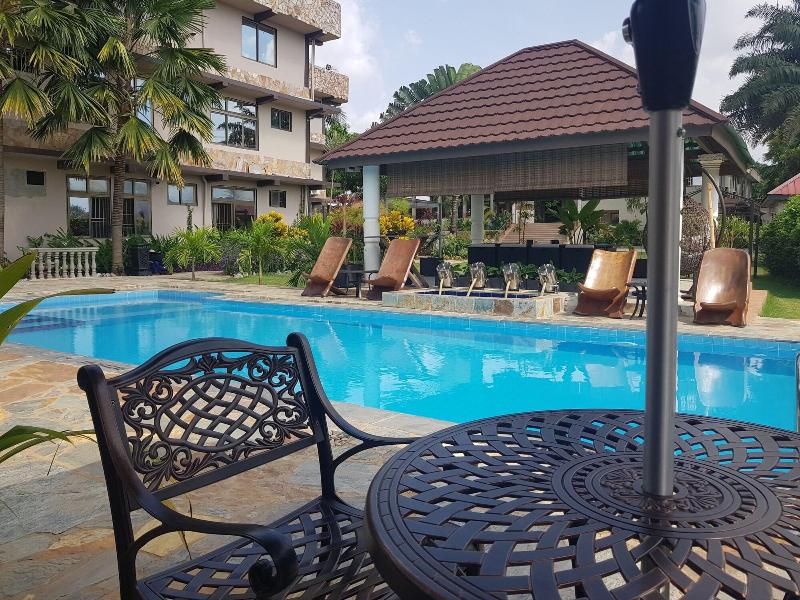 Sweet Garden Hotel image
