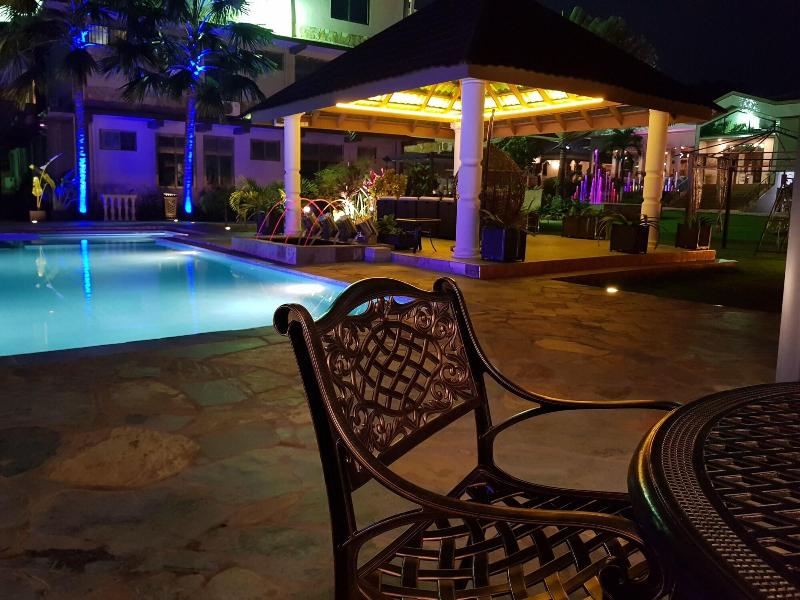 Sweet Garden Hotel image