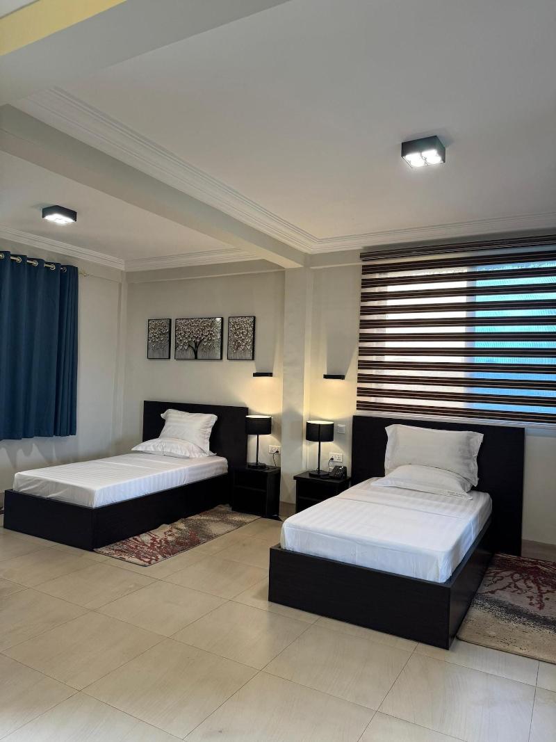 Sweet Garden Hotel image