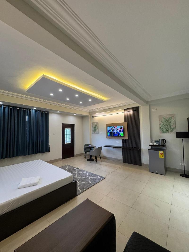 Sweet Garden Hotel image