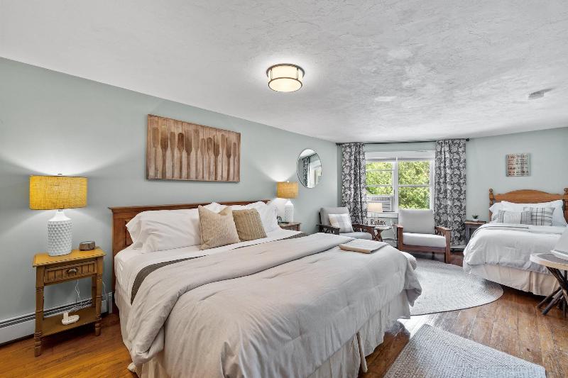 Inn On Golden Pond image