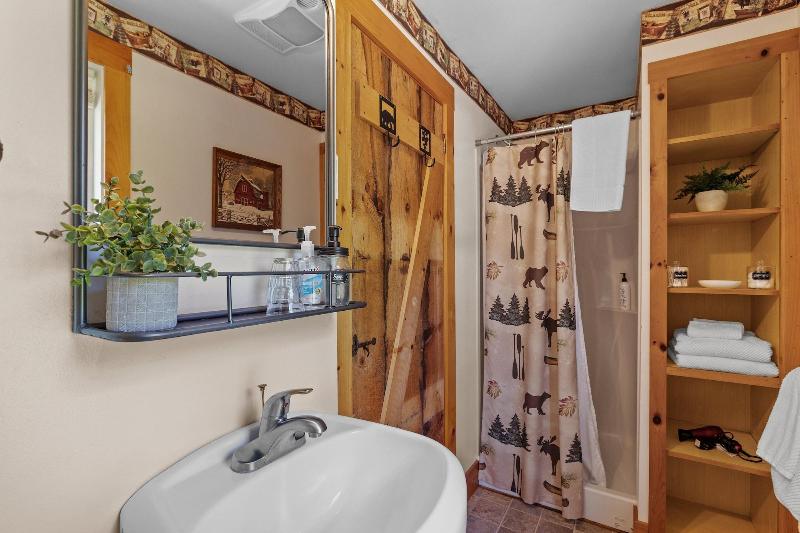 Inn On Golden Pond image