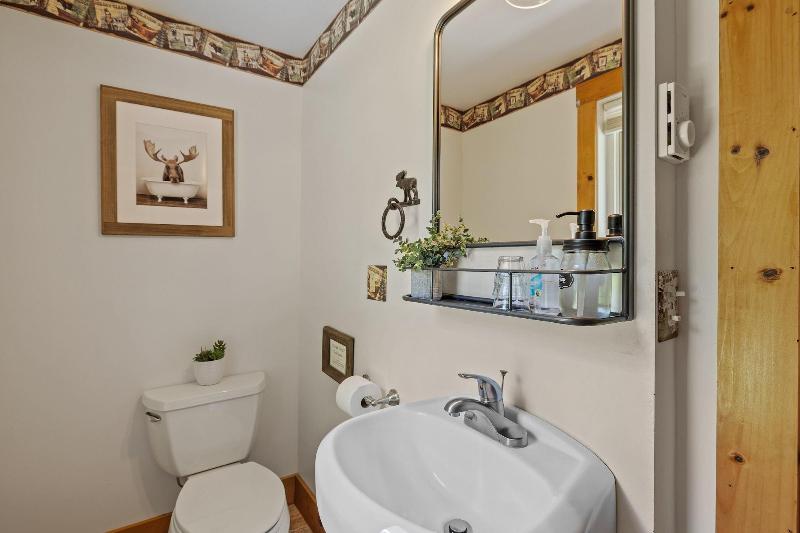 Inn On Golden Pond image