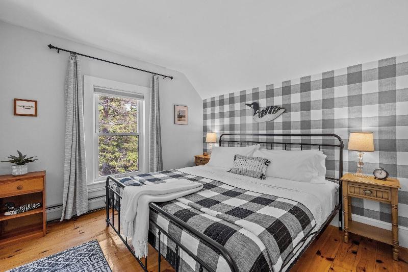 Inn On Golden Pond image