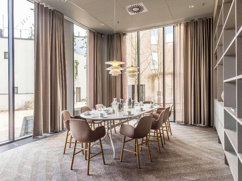 Hotel Odeon image