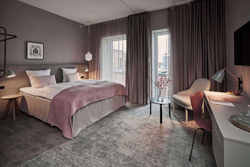 Hotel Odeon image