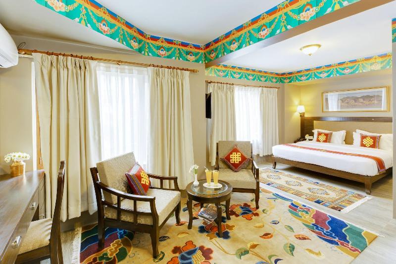 Hotel Lotus Gems image