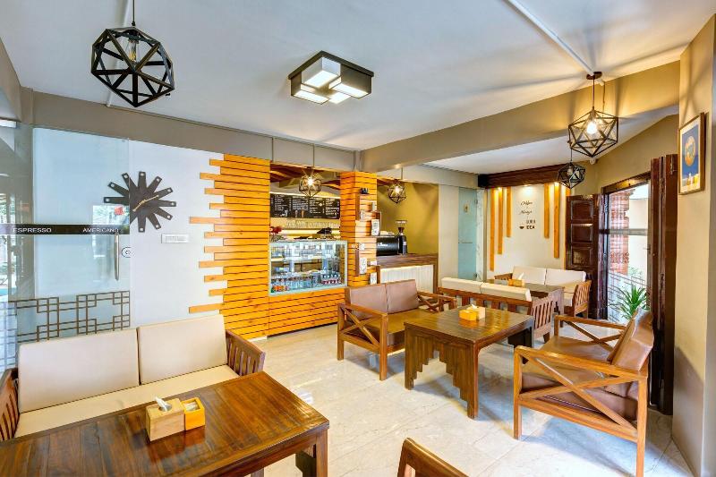 Hotel Lotus Gems image
