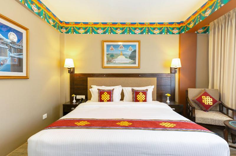 Hotel Lotus Gems image