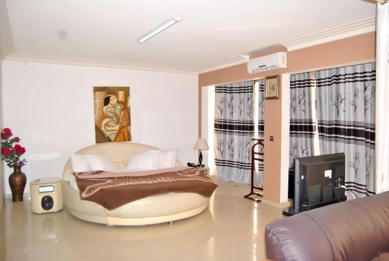 Riviera Hotel Benin image