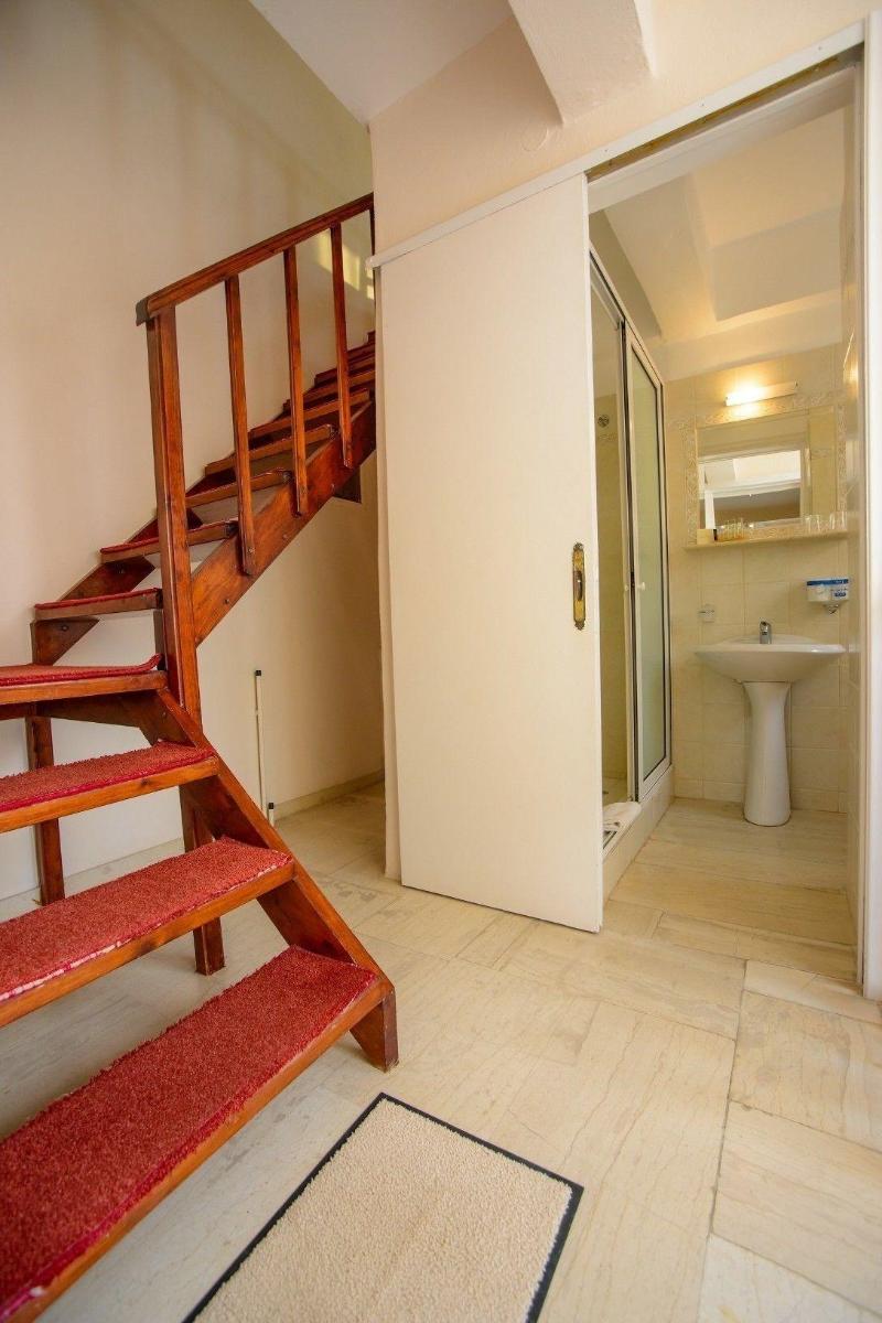 Moireas Apartments image