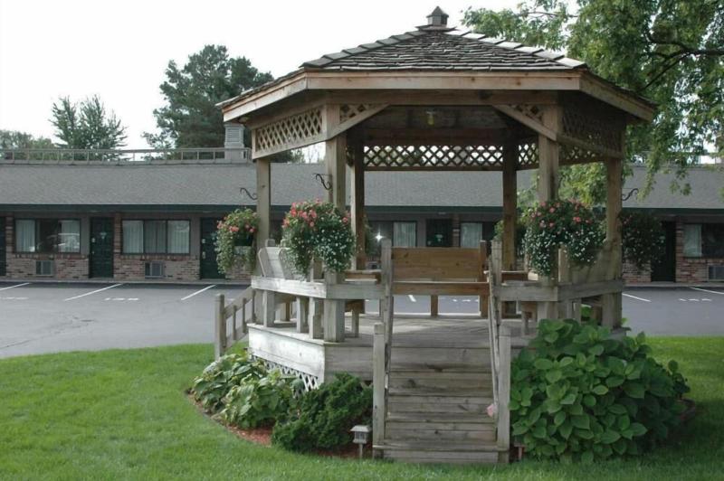 Viking Arms Inn image