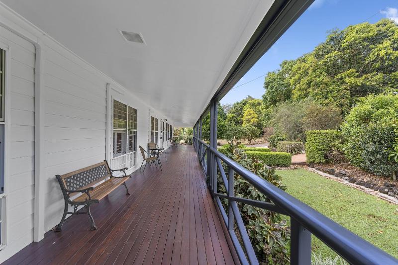 Birds N Bloom Cottages image