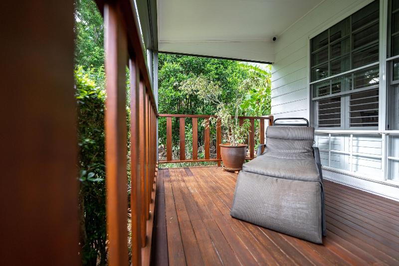 Birds N Bloom Cottages image