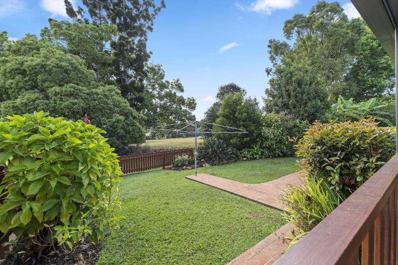 Birds N Bloom Cottages image