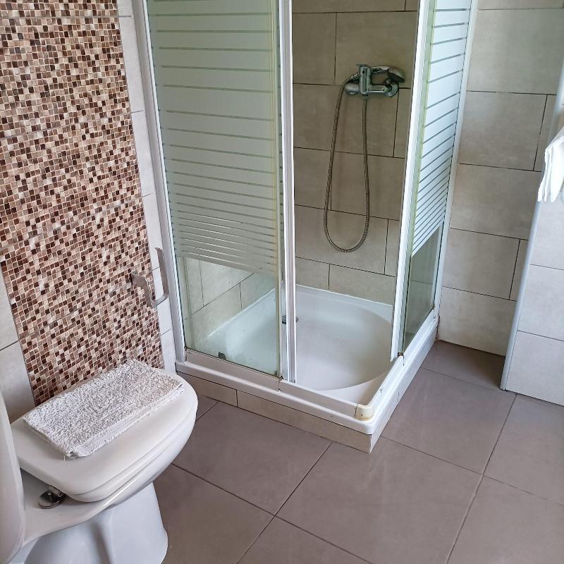 Good Vibes Lagos Guest House image