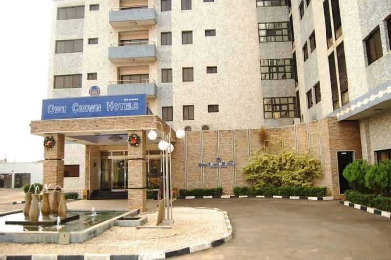 Owu Crown Hotel