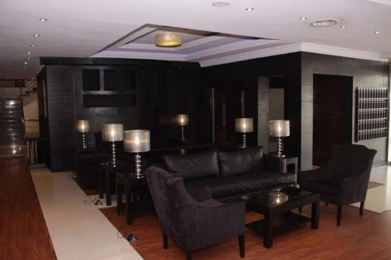 Owu Crown Hotel