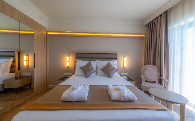 Aydinbey King's Palace Spa & Resort image