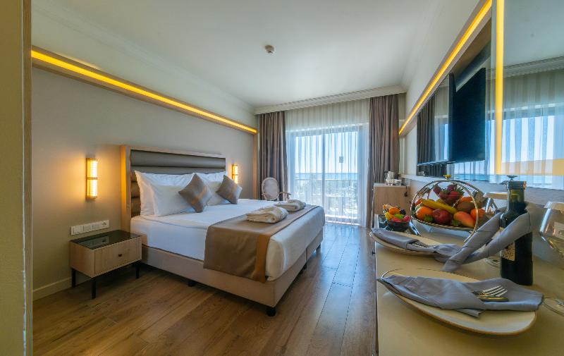 Aydinbey King's Palace Spa & Resort image