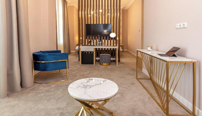 Newport Hotel Kutaisi image