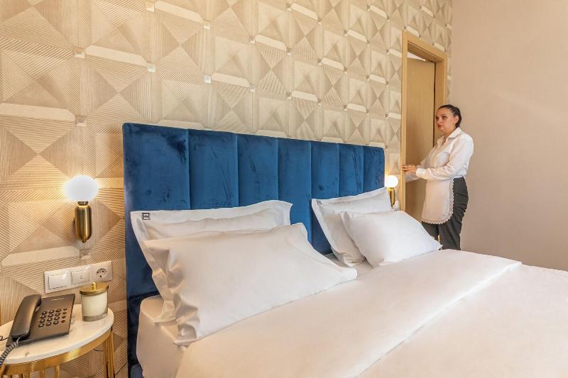 Newport Hotel Kutaisi image
