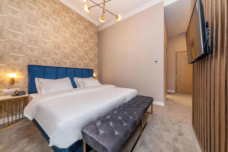 Newport Hotel Kutaisi image