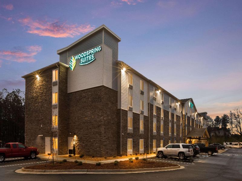 Woodspring Suites Atlanta Newnan image