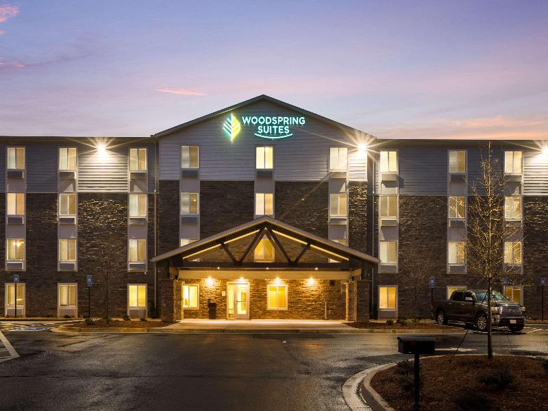 Woodspring Suites Atlanta Newnan image
