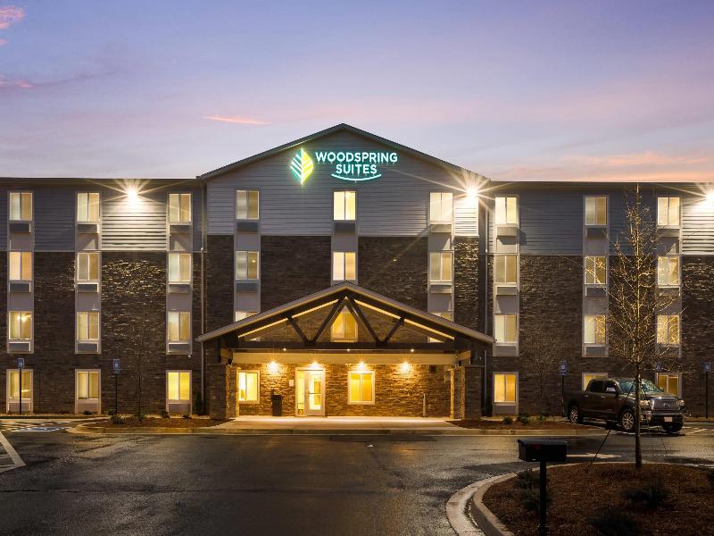 Woodspring Suites Atlanta Newnan image